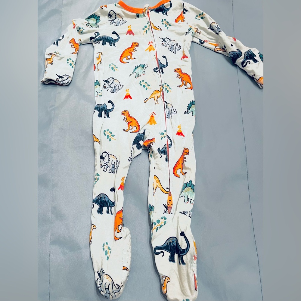 Free Birdees colorful Dinosaur print bamboo footie 3-6 months